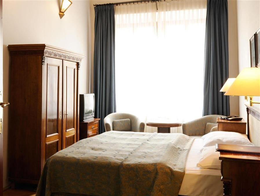 Charles Hotel 4*